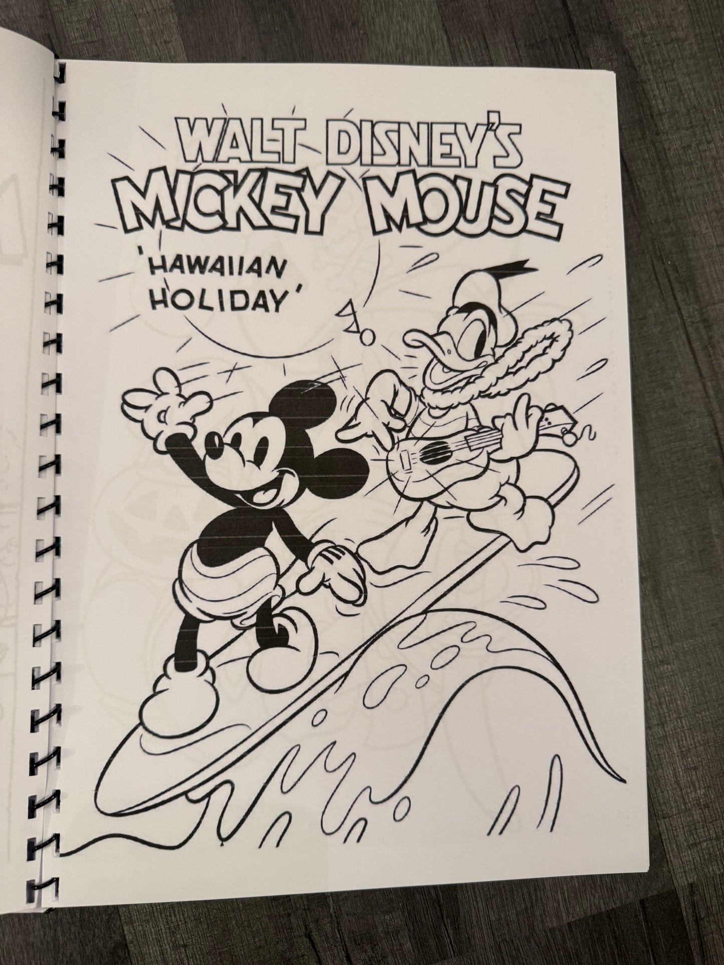 Mickey Mouse Activity book and colouring book 51 pages