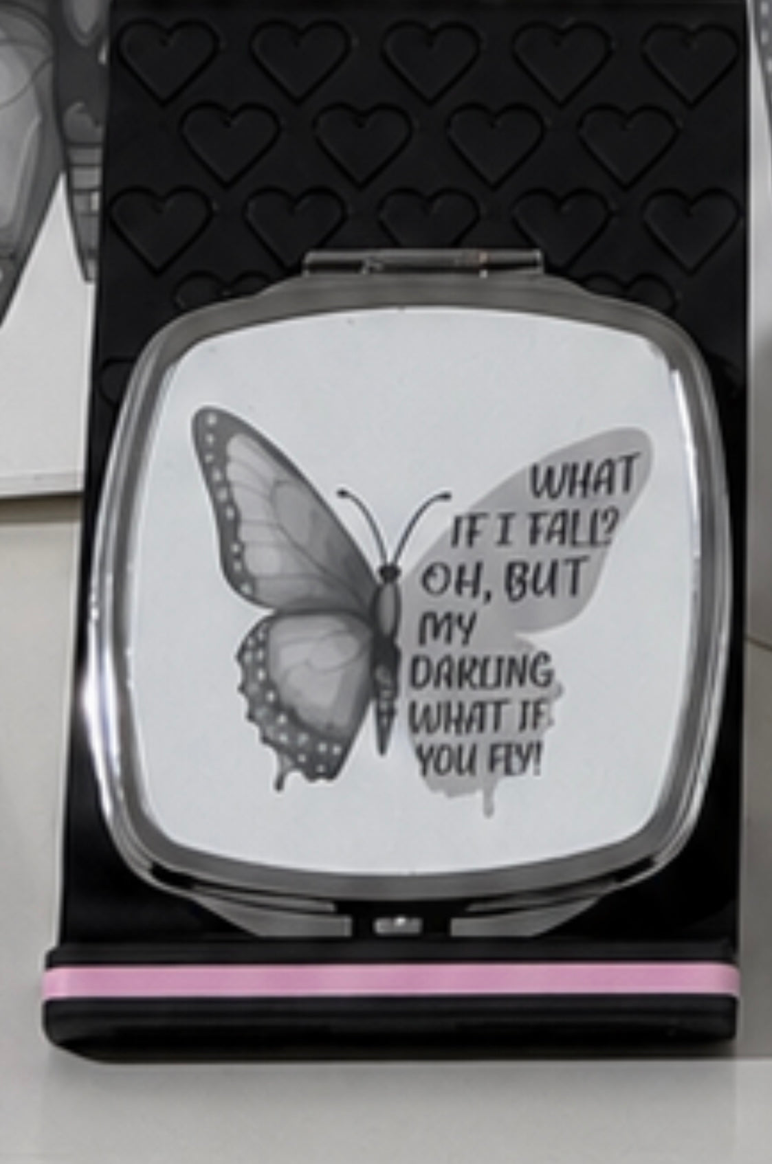 Butterfly Compact mirror
