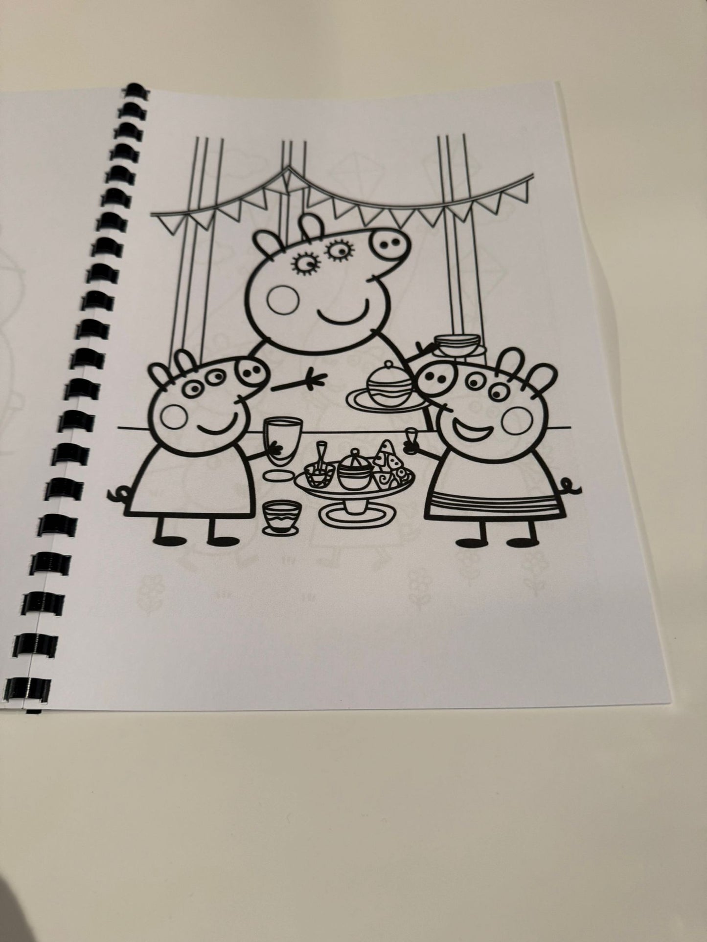 Peppa Pig Colouring Book